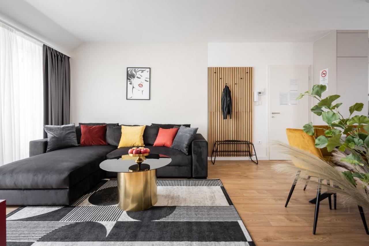 The Rose Garden Budapest Apartments Bagian luar foto