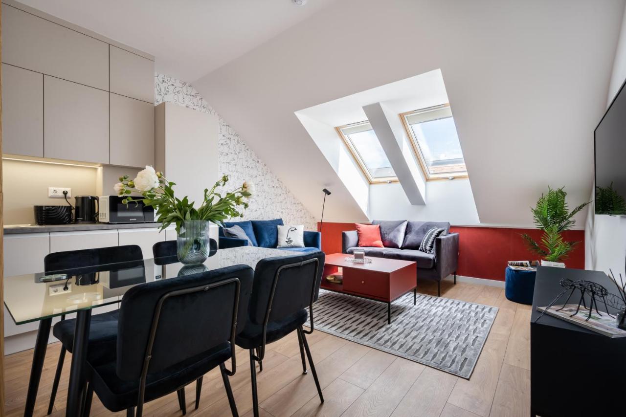 The Rose Garden Budapest Apartments Bagian luar foto