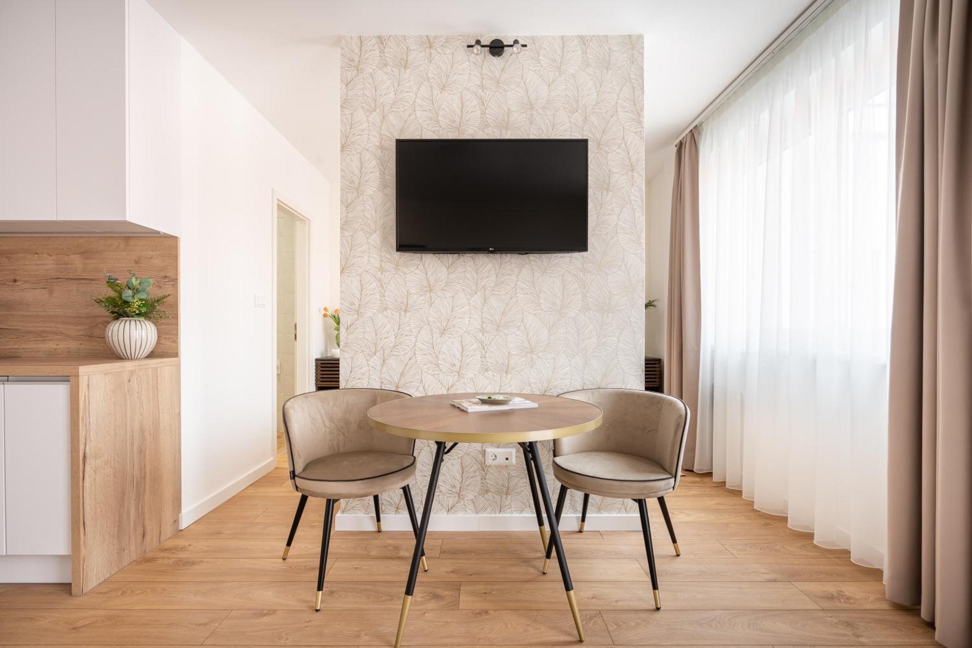 The Rose Garden Budapest Apartments Bagian luar foto
