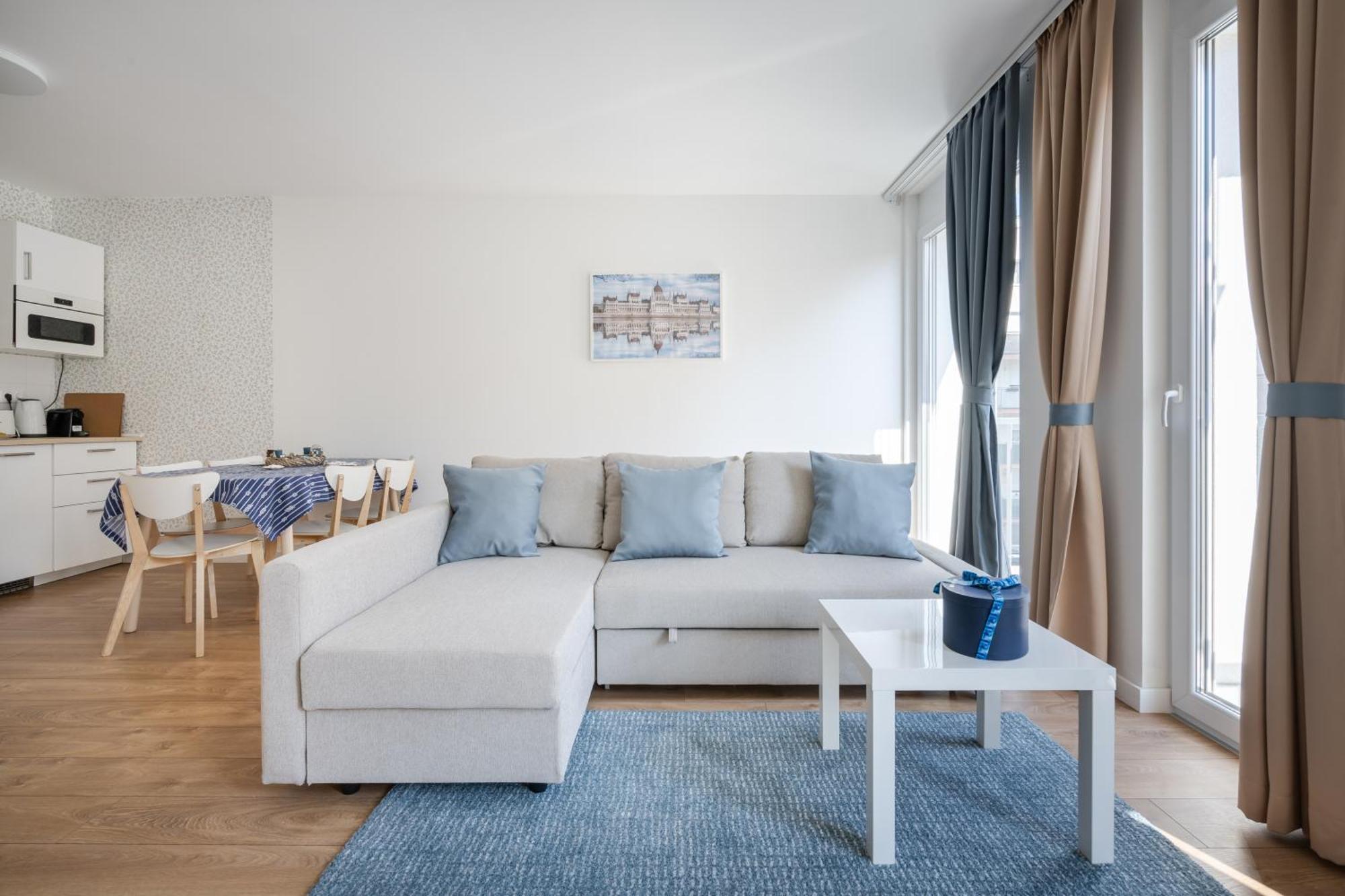 The Rose Garden Budapest Apartments Bagian luar foto